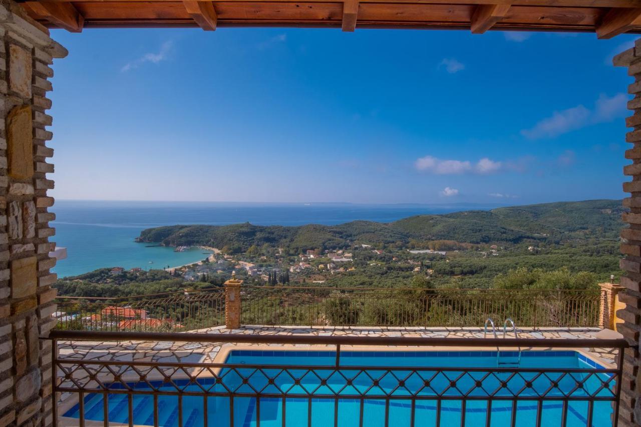 Apolis Villas & Suites Resort Parga Bagian luar foto
